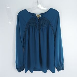 DAVINYA 1X LACE ACCENTED BLOUSE